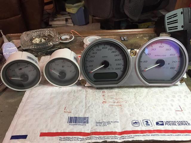 Speedo/tach cluster, Volt and Fuel gauges